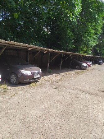 Продается парковочное место на крытой стоянке  (пр. Небесной сотни). - фото 1