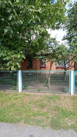 Затишний будинок із просторою ділянкою в районі Гречани! - фото 1