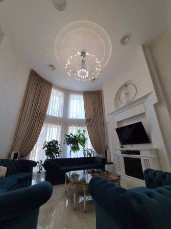 Продаж будинку. Топова пропозиція. Ремонт. Центр. Паркова зона. - фото 1