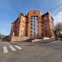 Продаж 3-х кімнатної квартири. Ексклюзивна пропозиція. Центр міста. Заходь і живи. Кривой Рог
