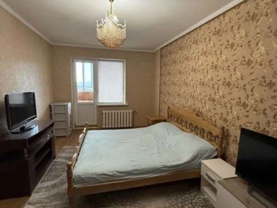 Продаж 1-к квартири вул. Урлівська 19 Київ