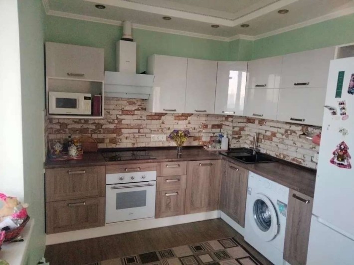 Продаж 2к квартири 48,7 м², 20 поверх, вид на озеро Тельбін,  вул. Ю. Шумського, 5 - фото 1