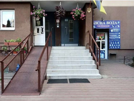 Продажк 3-к квартири вул. Урлівська 38 Київ