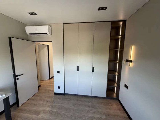 Продаж 2-к квартири вул. Олександра Олеся 27 Киев