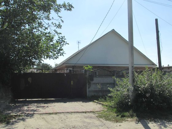 Продам будинок по вул. Східній ( р-н Дитячої лікарні - Центрального ринку ) Олександрія