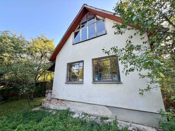 Продаж дачного будинку в кооперативі ''Світанок'' м.Дрогобич Дрогобыч