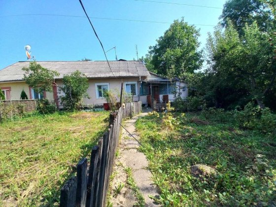 Продаж частини будинку із власною земельною ділянкою та власним входом Жмеринка