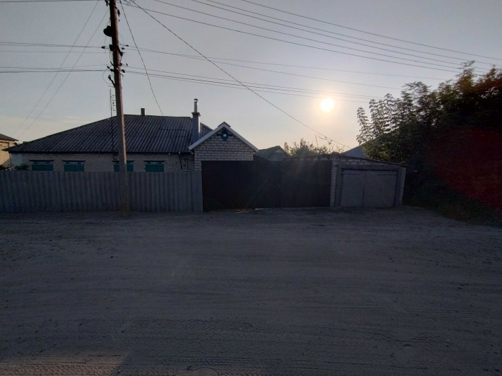 Продаж будинку в місті Ізюм - фото 1