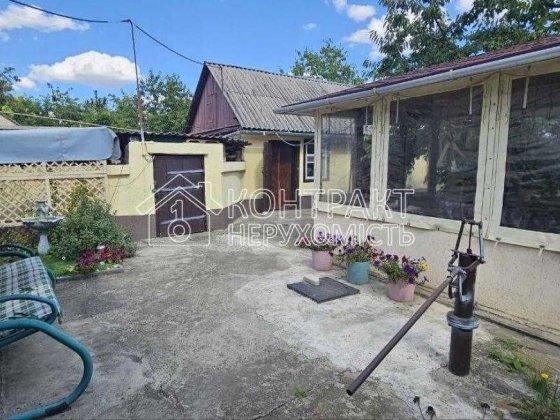 продається будинок Изюм