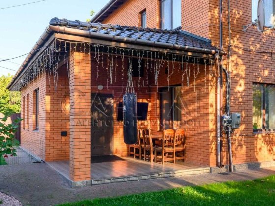 Продаж повністю автономного будинку в Коцюбинському з газом генератором та інвертором Коцюбинское