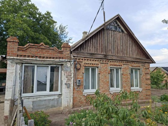 Продам дом.Возможность рассрочки Марганец