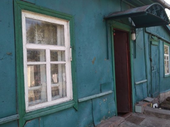 продам газофіцирований земельний  участок 9 соток під застройку . Нежин
