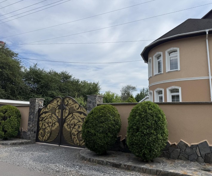 Продається елітний 4поверховий будинок преміум-класу Мукачево - фото 1