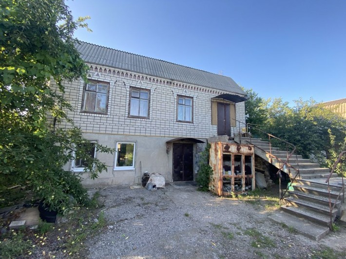 Продам дом на решкуте с выходом к реке - фото 1