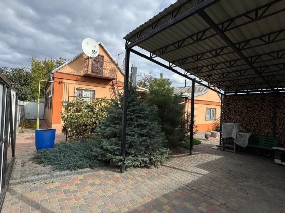 Продам затишний будинок в м. Самар Самар