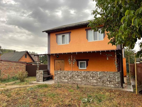 Будинок новий в Ромнах Петропавлівська Ромны