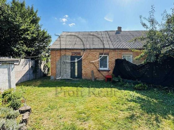 Продаж без комісії для покупця частини будинку на 15 сотках в м. Фастів Фастів