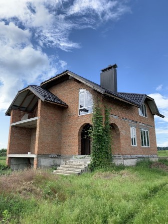 Будинок Іллінці - фото 1