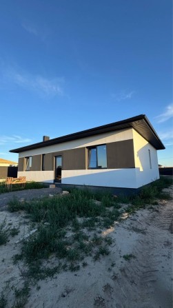 Продаж будинку у Струмівці — поруч із Луцьком! - фото 1