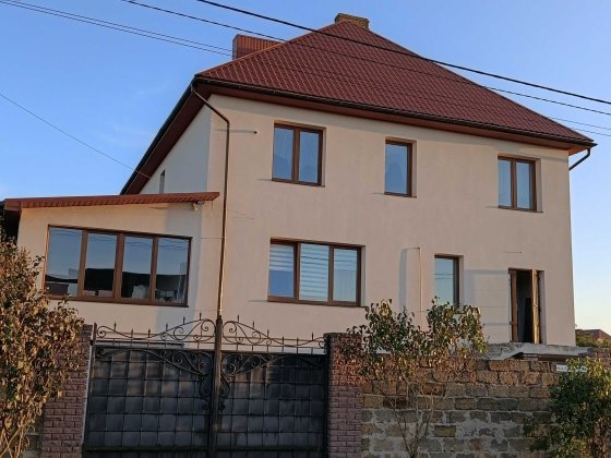 Продам хороший будинок Зміїнець