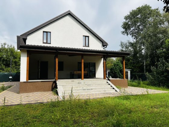 Продам дом в Обуховке река лес закрытая територия Обуховка