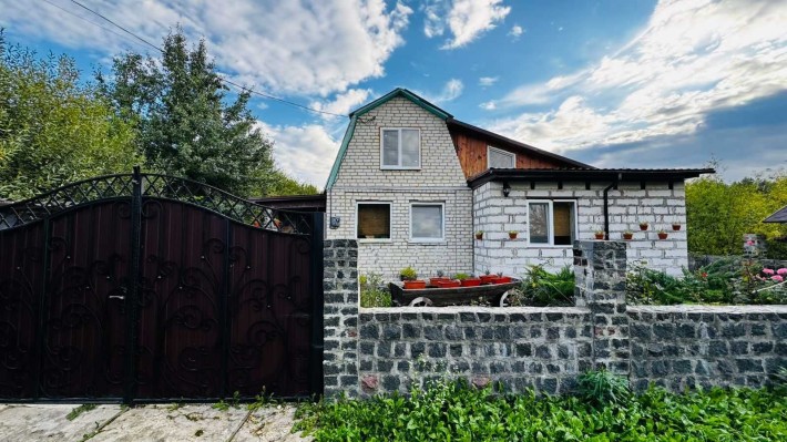 Продаж будинку зі зручностями у передмісті Житомира. - фото 1