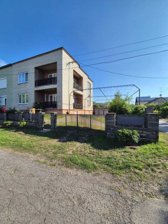 Продаж двоповерхового будинку з ділянкою та комерцією | м. Тячів - фото 1