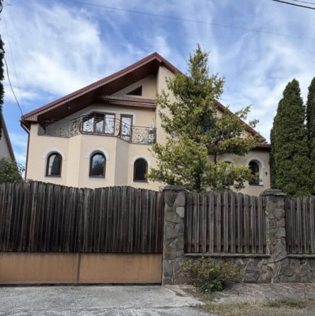 Продаж просторого будинку для великої родини - фото 1