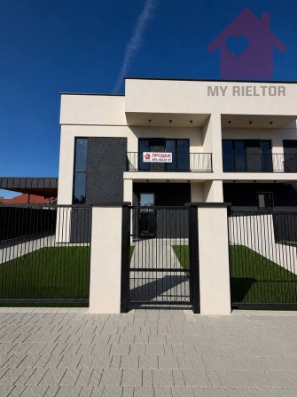 Продаж сучасного газифікованого котеджу в с. Сторожниця - фото 1