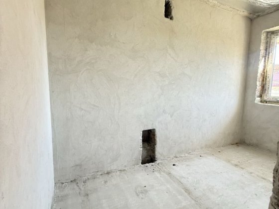 Цегляний будинок, міські комунікаціі Крихівці
