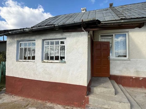 Продається будинок в с.Угринів з зем.ділянкою 14сот. Угринов