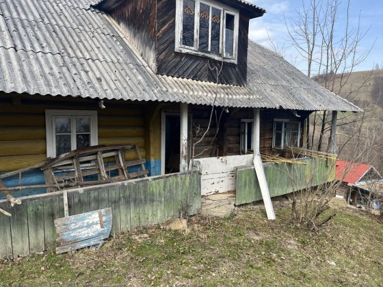 Будинок під розбір ,хата на розбір Косов