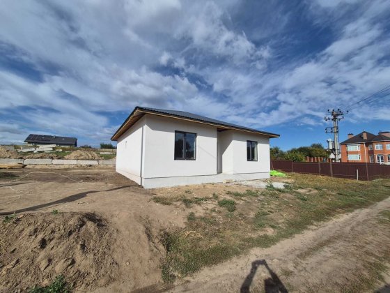 Продам 1но поверховий будинок 90м2 на ділянці 5 соток Білогородка- Гнатівка Белогородка