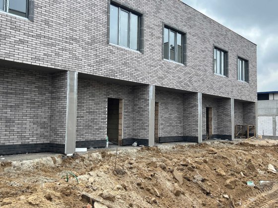 Продам таунхаус  у Святопетрівському без комісії