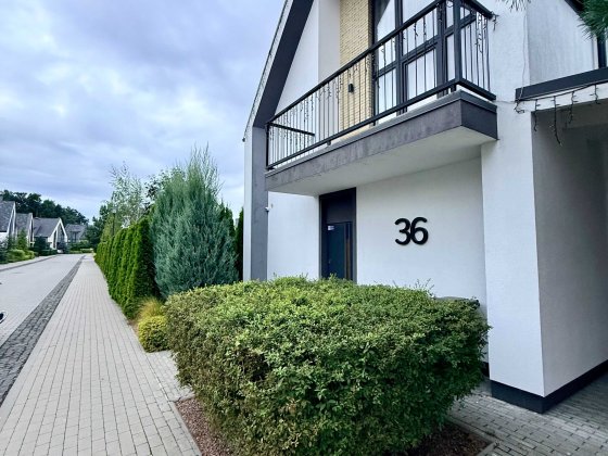 Будинок 111 м², 4 кімн, з авторським ремонтом та басейном, КМ Villagio, Білогородка Белогородка