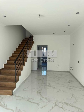 Продаж 3к таунхаус з ремонтом 98м2 Святопетрівське - фото 1