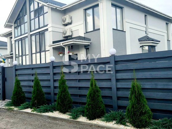 Продаж сучасного будинку в с. Гатне Гатне