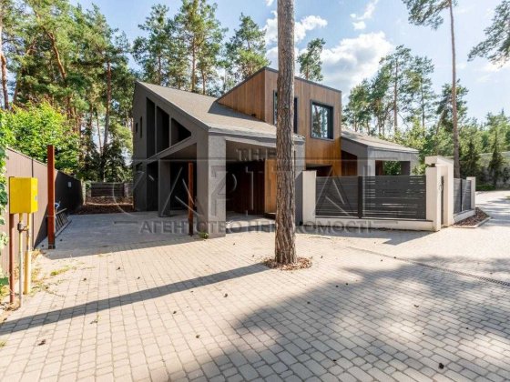 ПРОДАЖ БУДИНКУ без ремонта 276м2. 9 соток. КОЗИН