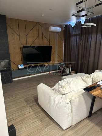 Будинок 160 м² у Гатному, 6 соток, 2 поверхи, 2 спальні і дитяча, гардеробна, з ремонтом - фото 1
