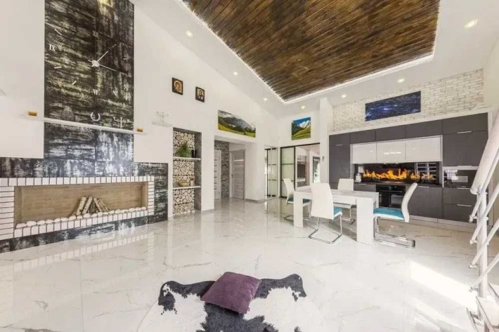 Капитальный и уютный дом VIP- уровня в стиле HI-TECH в с.Белогородка. - фото 1