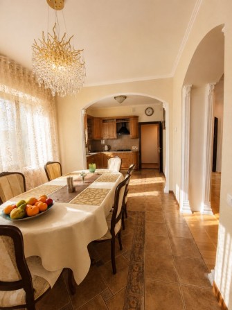 Просторий будинок 450 м² з БАСЕЙНОМ, БАНЕЮ та СОНЯЧНИМИ ПАНЕЛЯМИ | Крюківщина / бучанський район - фото 1