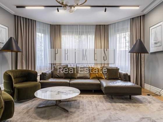 Продаж 6-кімнатного  сімейного будинку 286 м2з новим ремонтом та бомбосховищем ,  Святопетрівське ,  Святопетровское