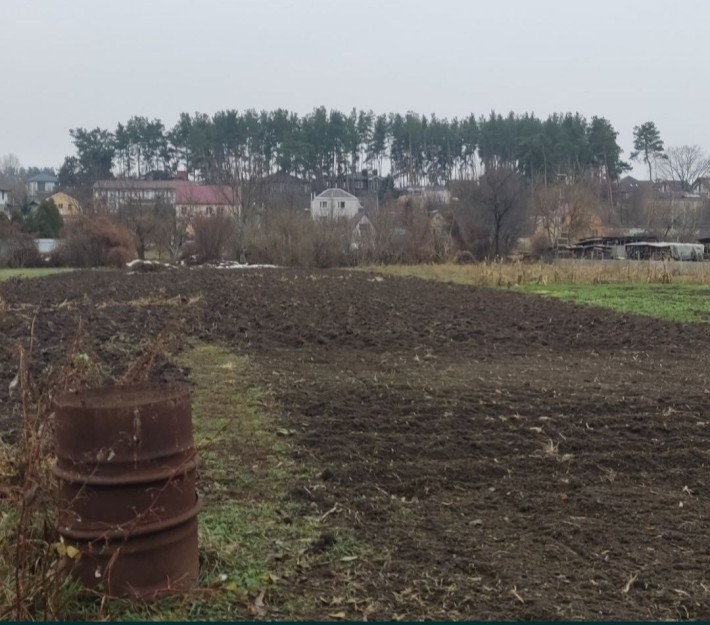 Продається земельна ділянка з будинком - фото 1