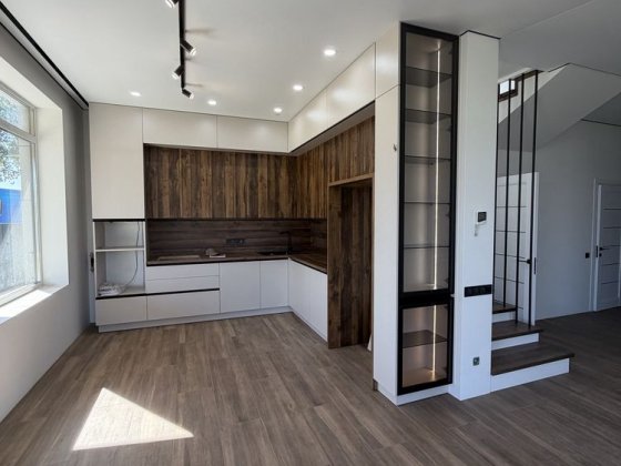 Новий будинок 190 м² з ремонтом, Ходосівка, 6,5  соток Ходосовка