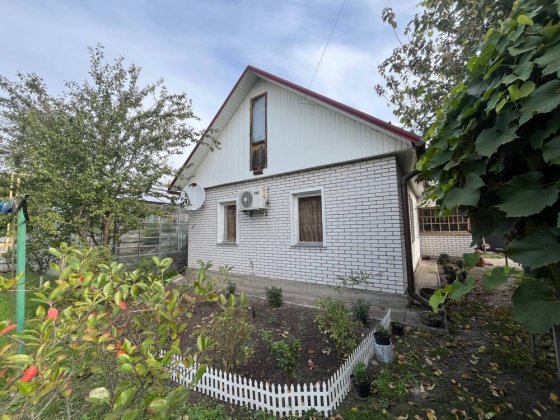 Продам Будинок Гнідин  з участком 12 с