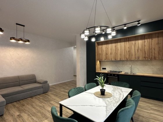 Продам будинок у Ворзелі, 100 м², 4 сотки, 3 спальні, гардеробна, ремонт, меблі, техніка, газ, догля
