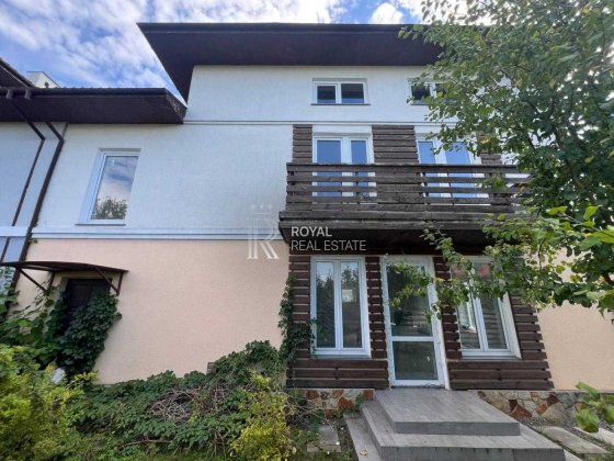 Продаж Великий Дуплекс 212 м2, 2 сотки землі, Базовий Ремонт, с. Гнідин, Гараж