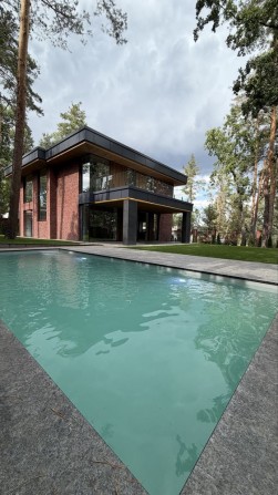 Ексклюзивний будинок 230 м² у лісі КМ “Нова Ходосівка”, басейн, газ, 8 соток, преміум сегмент, без к - фото 1