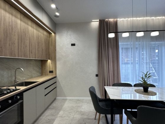 Продам будинок у Ворзелі, котеджне містечко, 100 м², газ, 4 сотки, ремонт, меблі та техніка, догляну
