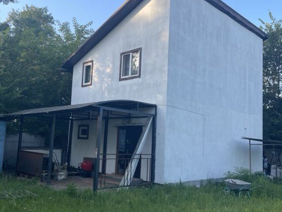 Продам будинок Нові Петрівці з ремонтом та меблями